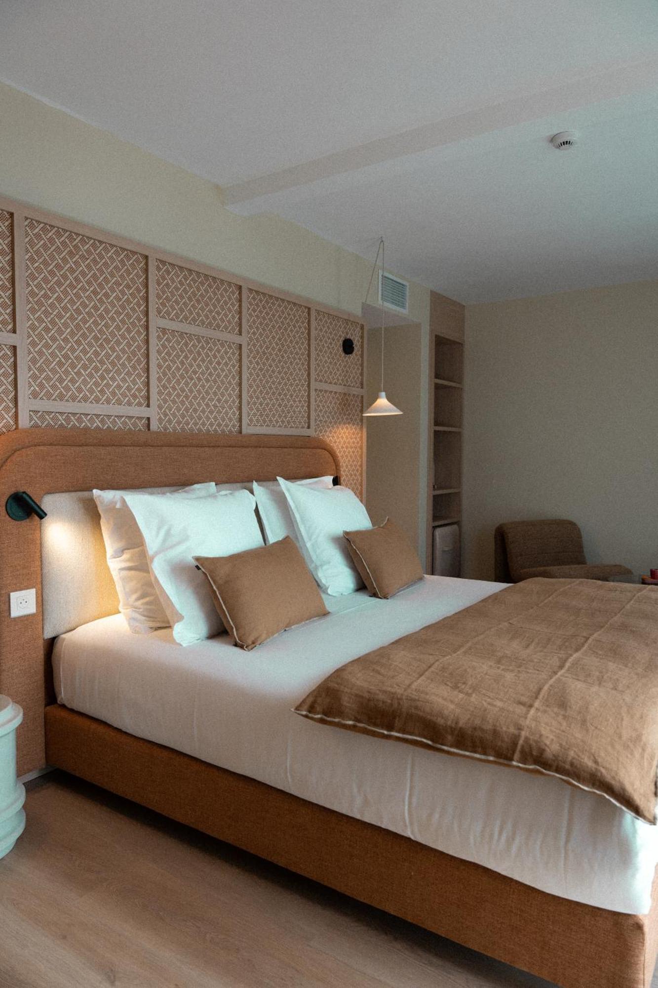 Roc Seven Biarritz Hotel Ngoại thất bức ảnh